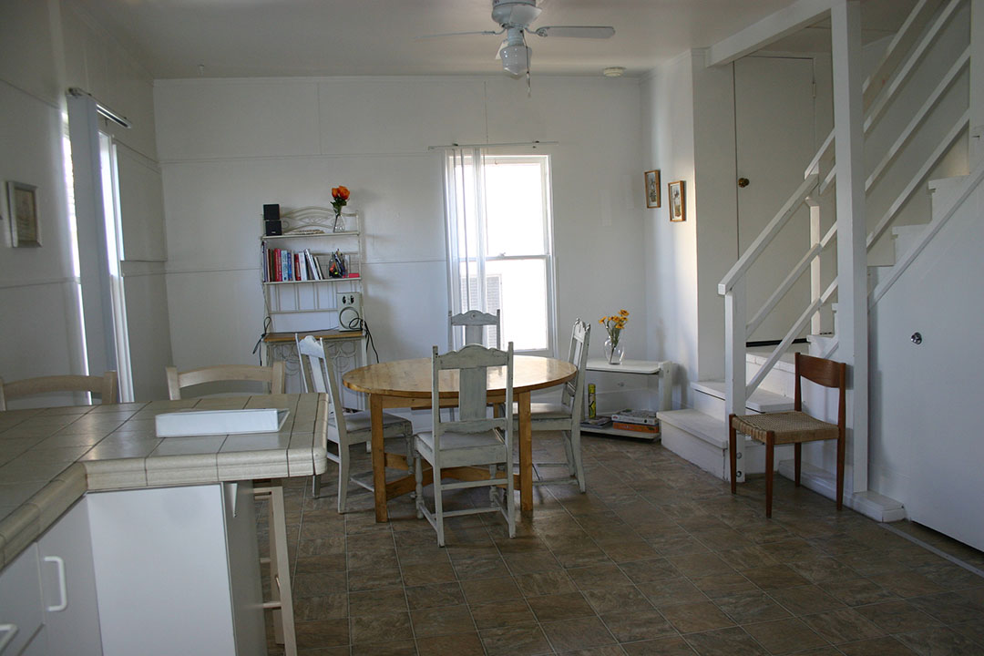 1812 Hornblend St. Apt#B: image 4 of 12 thumb