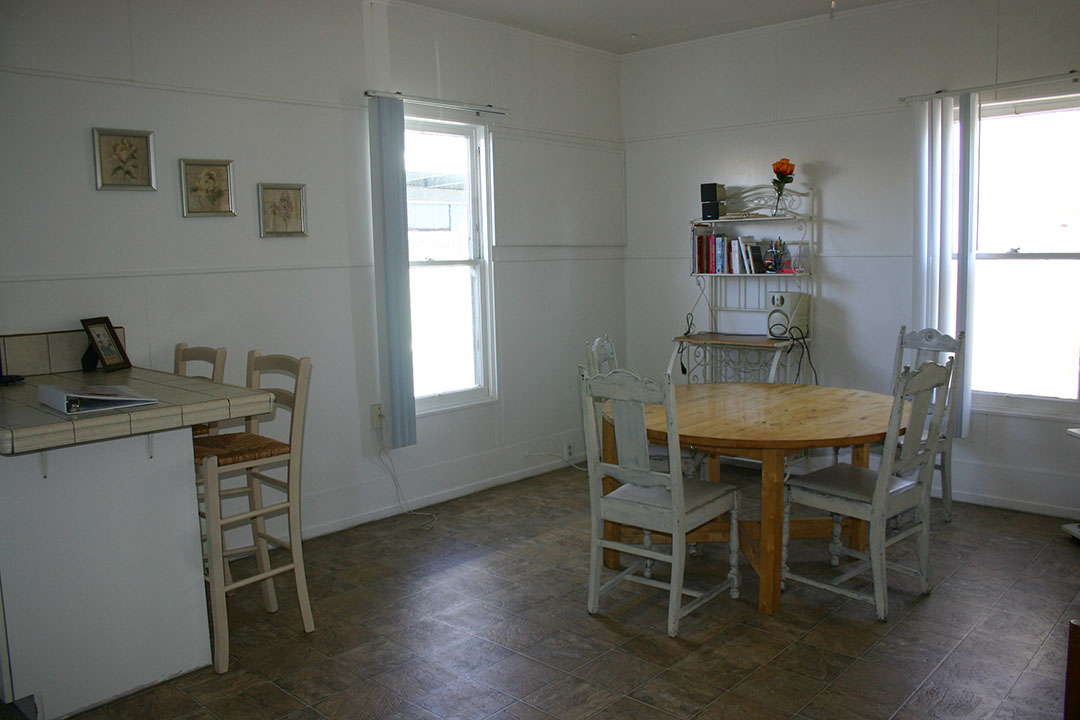 1812 Hornblend St. Apt#B: image 7 of 12 thumb