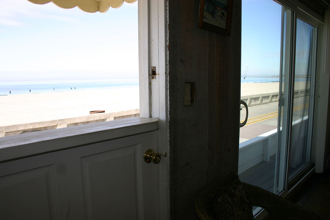 3829 Ocean Front Walk.: image 19 of 19 thumb